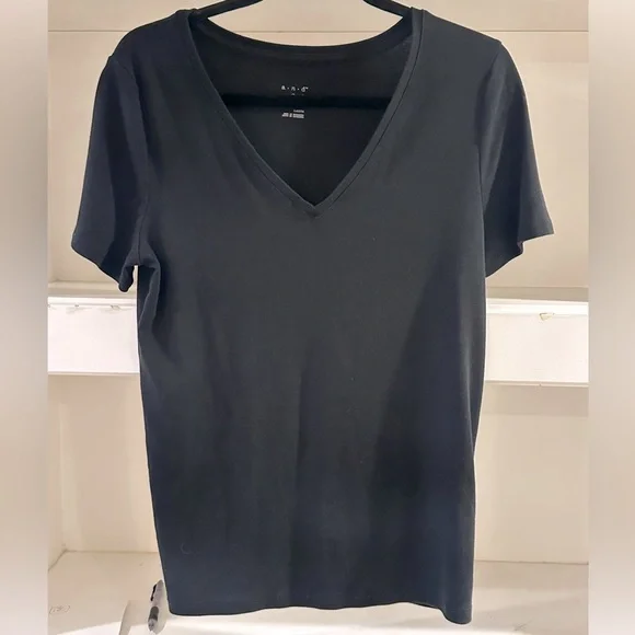 Black V-Neck Women's Top 💕 - Picture 1 of 1